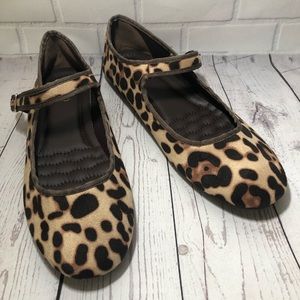 Ollio Leopard Mary Jane Sz 9